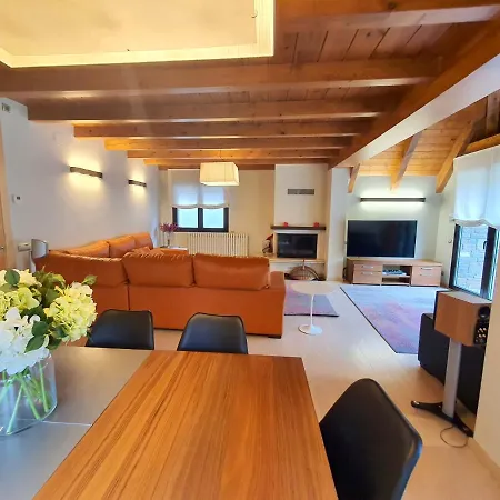 X Chalet *
